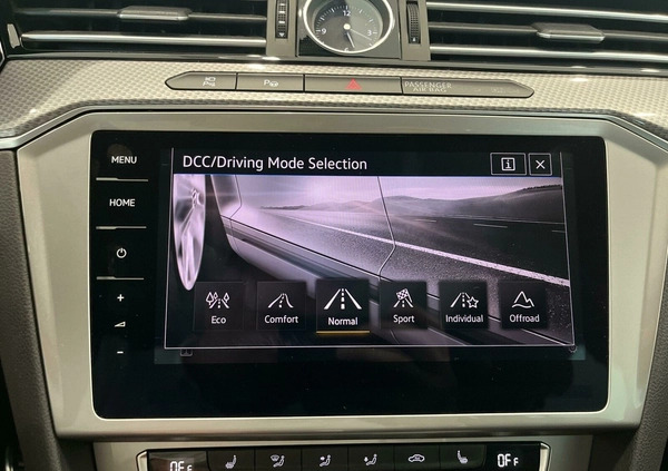 Volkswagen Passat cena 136900 przebieg: 69862, rok produkcji 2019 z Przemków małe 562
